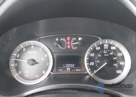 2015 Nissan Sentra Sr z USA, uszkodzony, nr VIN 3N1AB7AP1FY342948